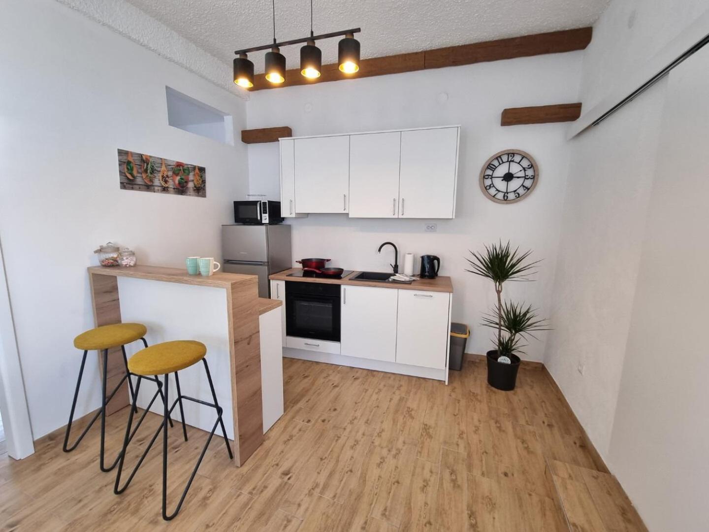 Apartments Gogi Zivogosce Exterior photo